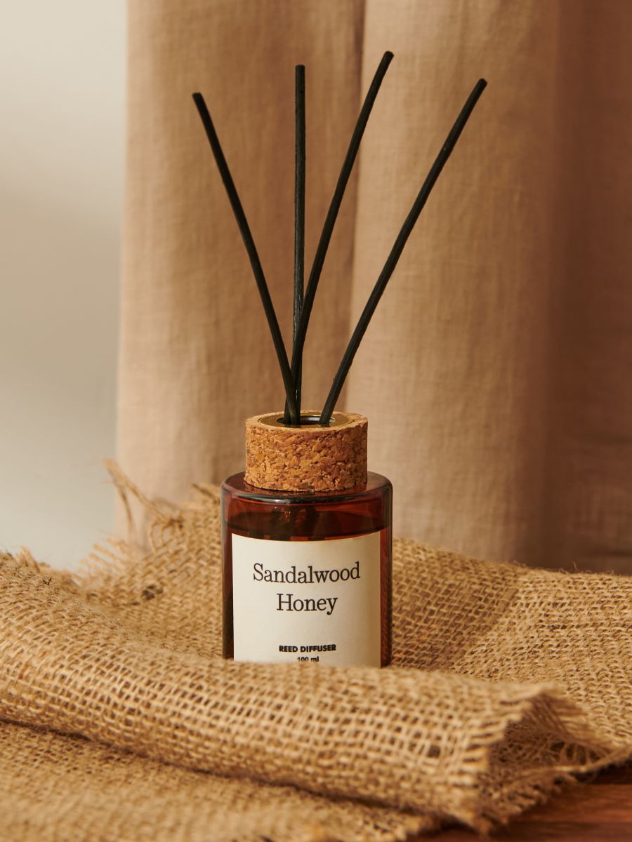 sandalwood and honey candle