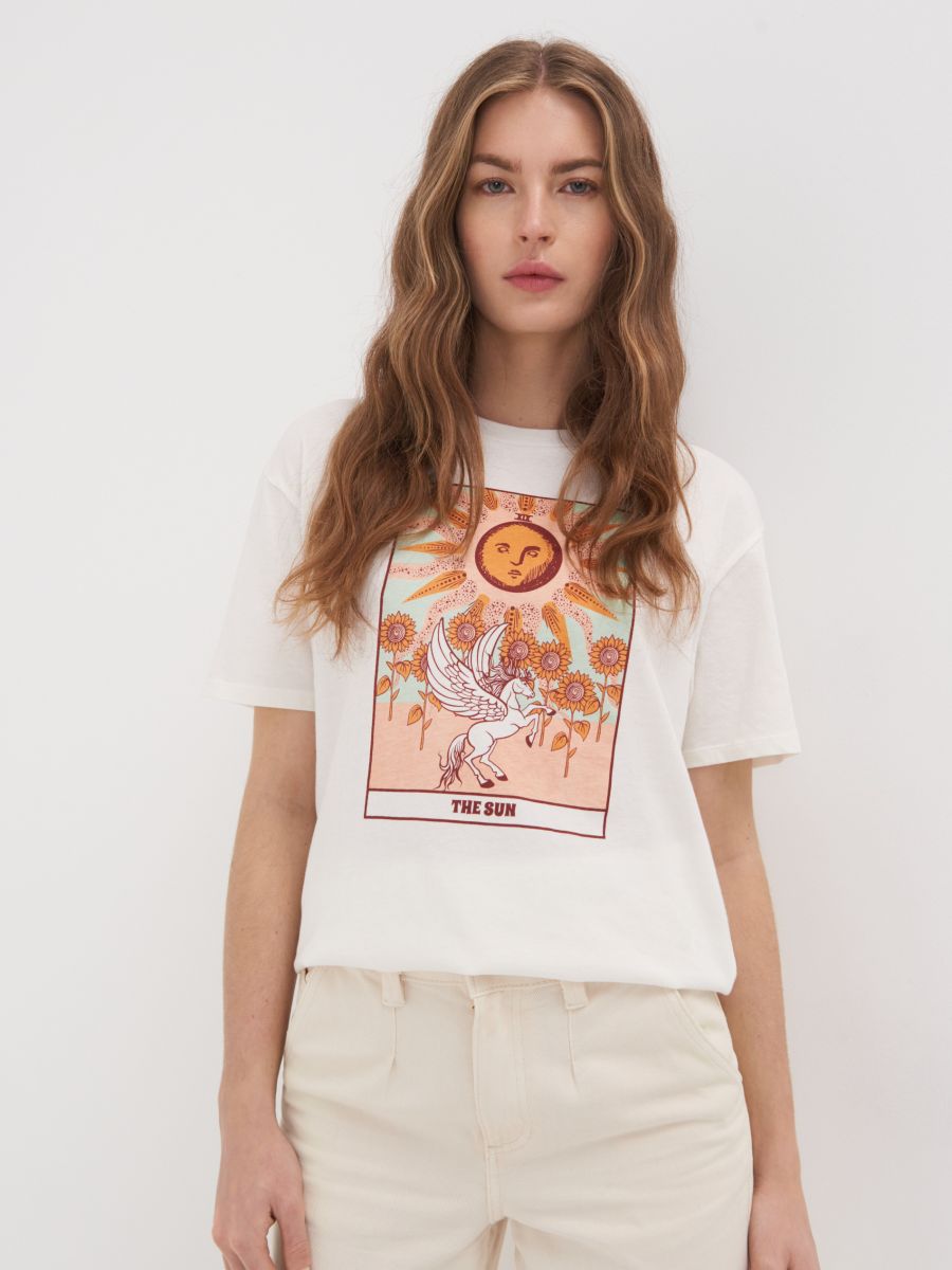 cream cropped t shirt